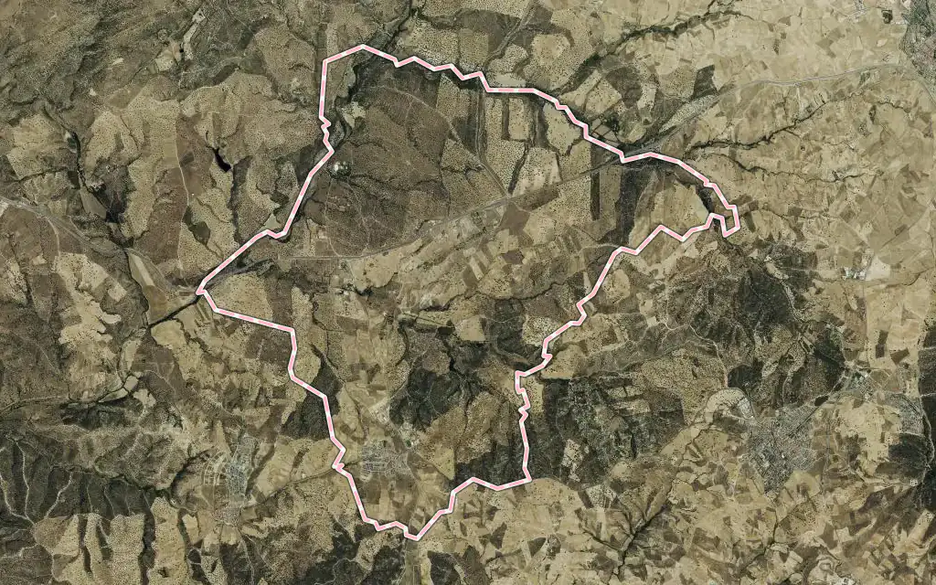 Vista satélite de Villanueva de Perales con su contorno administrativo