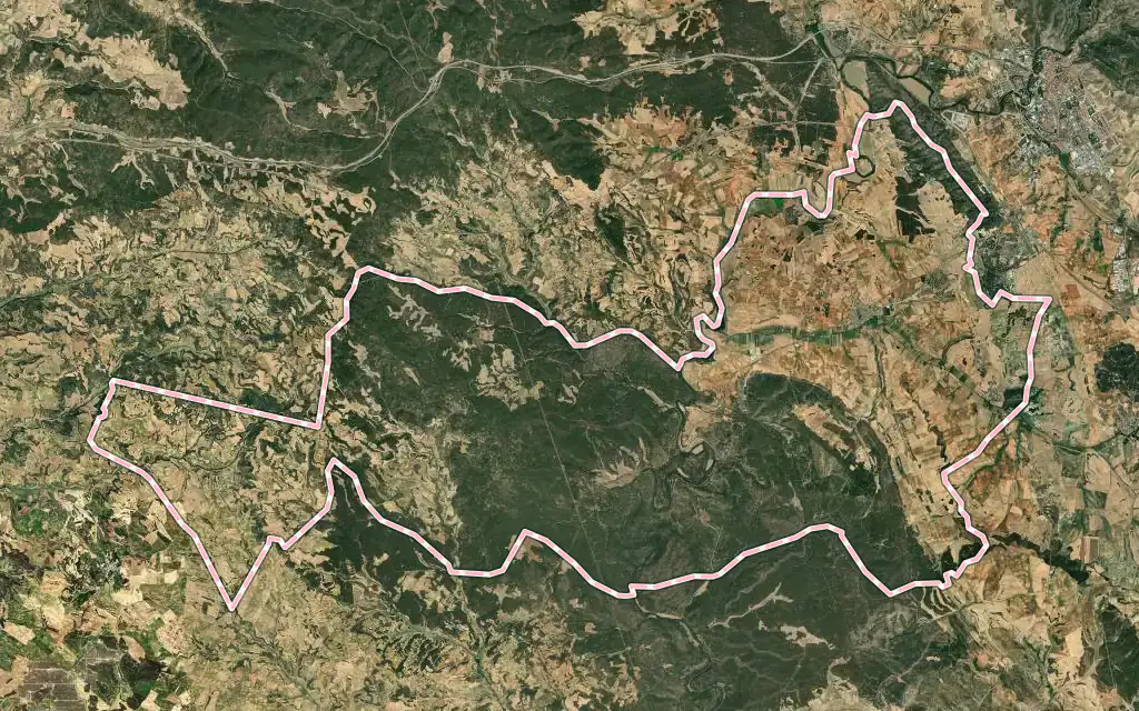 Vista satélite de Villar de Olalla con su contorno administrativo