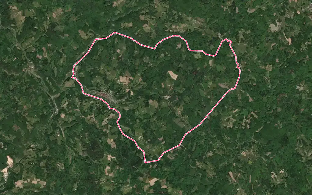 Vue satellite de Villefranche-du-Périgord avec ses contours administratifs
