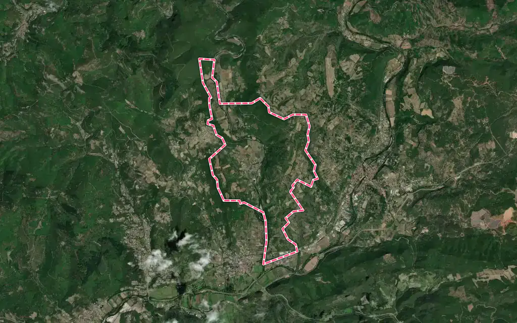 Vue satellite de Villemagne-l'Argentière avec ses contours administratifs