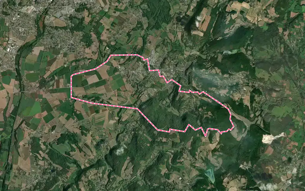 Vue satellite de Villemoirieu avec ses contours administratifs