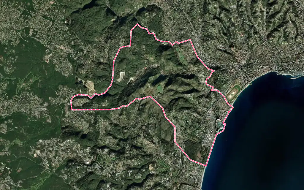 Vue satellite de Villeneuve-Loubet avec ses contours administratifs