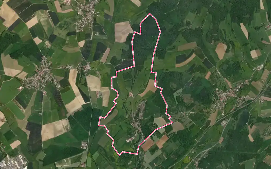 Vue satellite de Villeparois avec ses contours administratifs