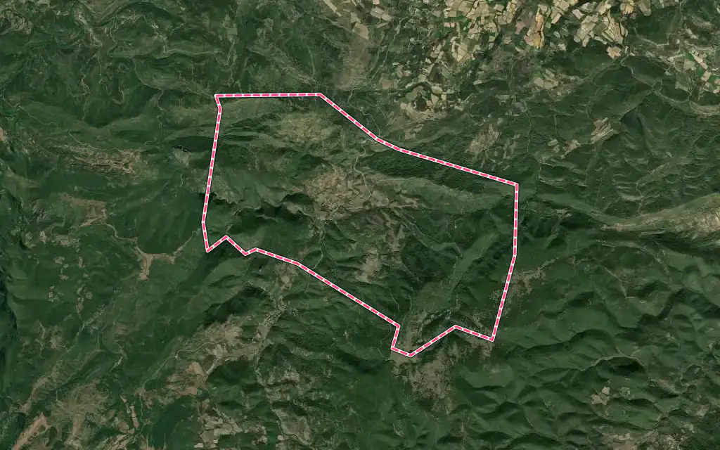 Vue satellite de Villerouge-Termenès avec ses contours administratifs