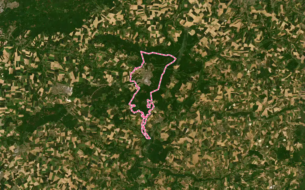 Vue satellite de Villers-Cotterêts avec ses contours administratifs