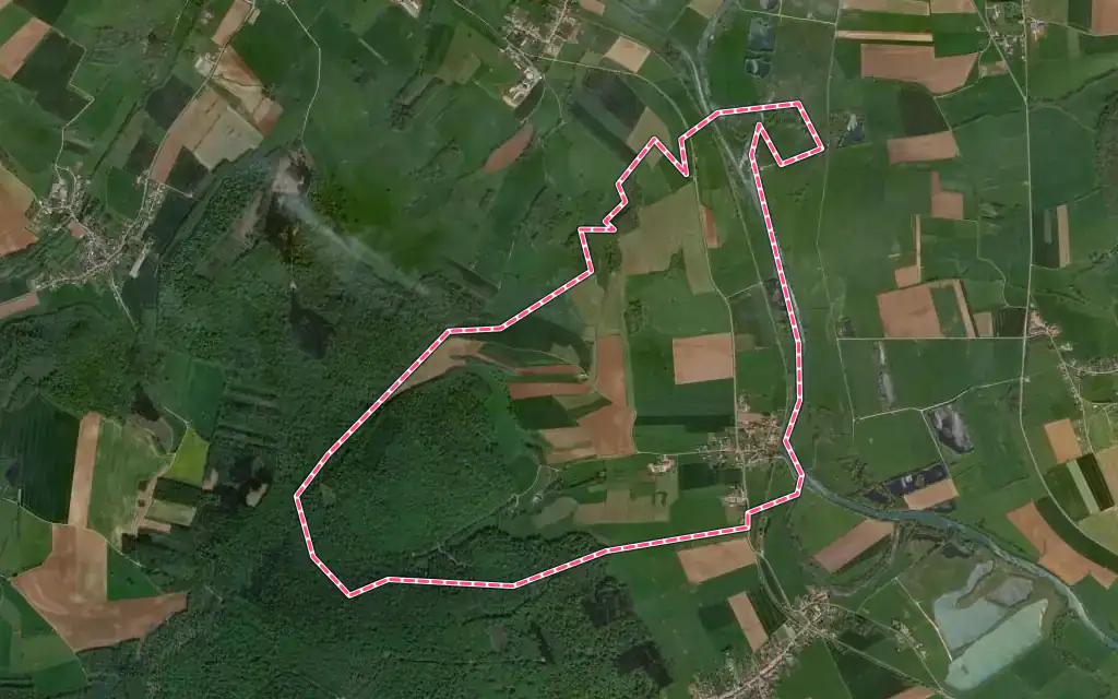 Vue satellite de Villers-devant-Mouzon avec ses contours administratifs