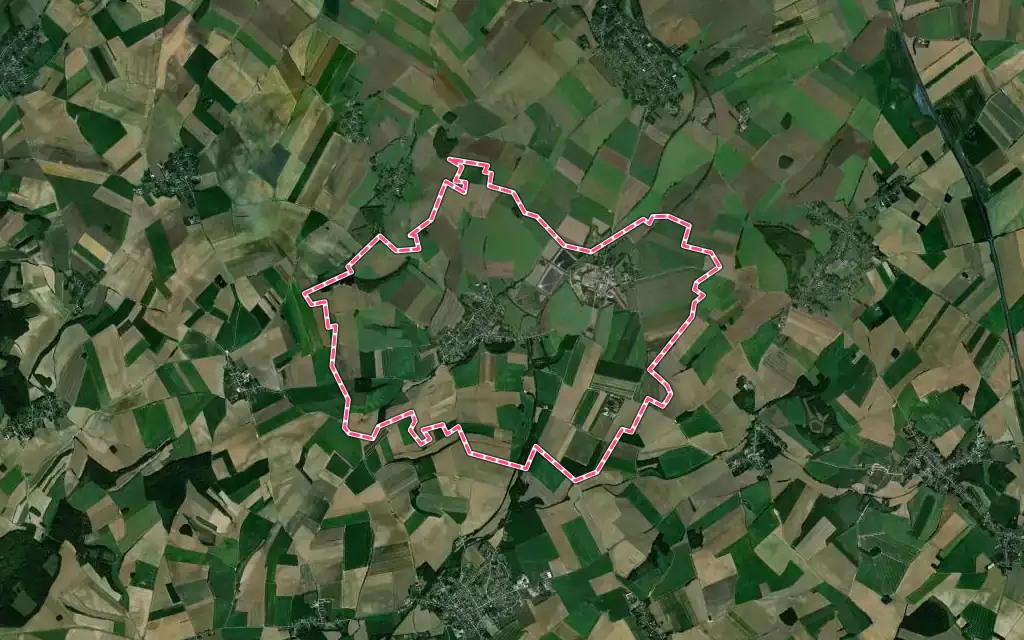 Vue satellite de Villers-Faucon avec ses contours administratifs