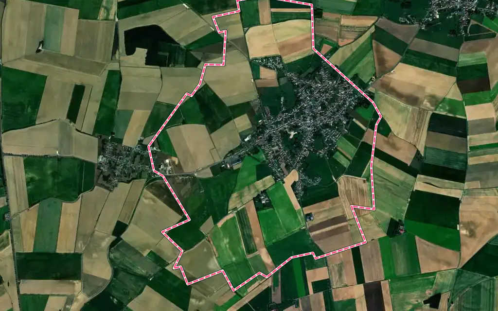 Vue satellite de Villers-Outréaux avec ses contours administratifs