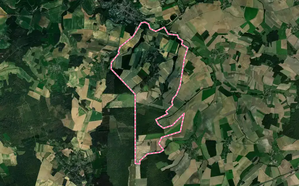 Vue satellite de Villers-sur-Fère avec ses contours administratifs