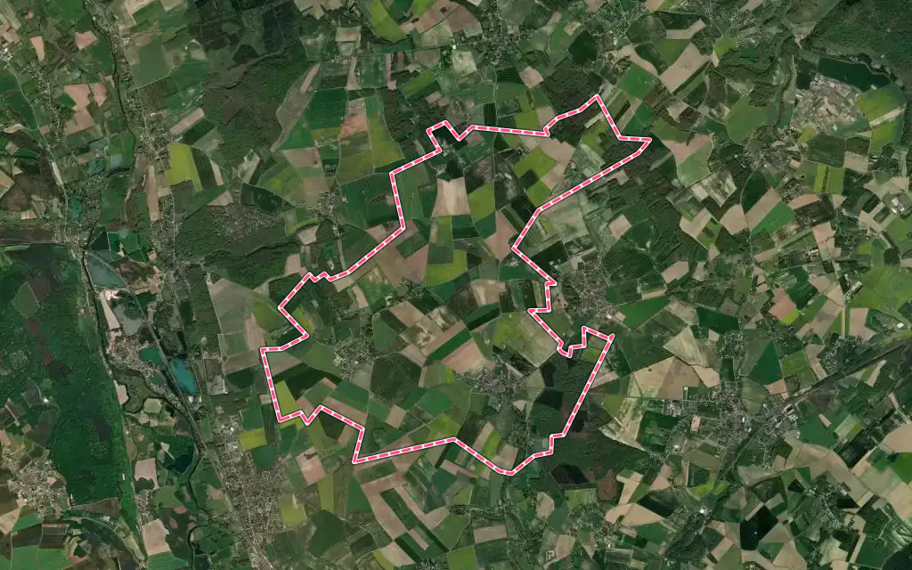 Vue satellite de Villiers-en-Désœuvre avec ses contours administratifs