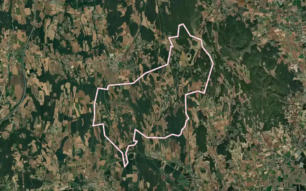 Vista satélite de Vilopriu con su contorno administrativo