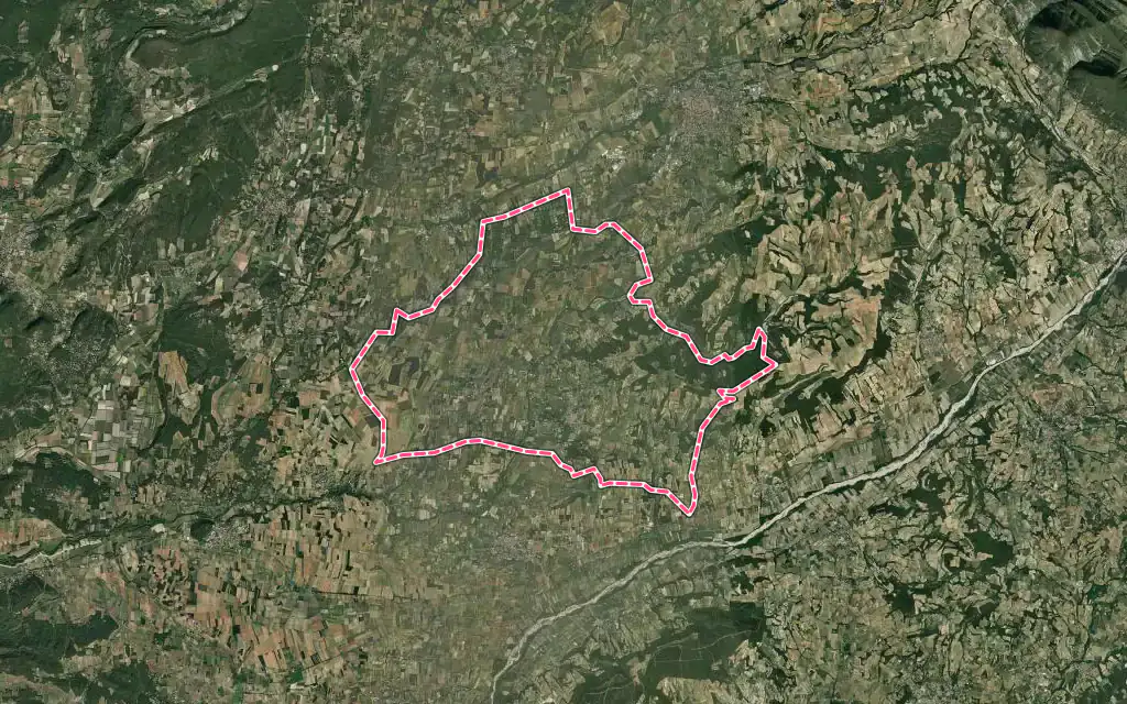 Vue satellite de Visan avec ses contours administratifs
