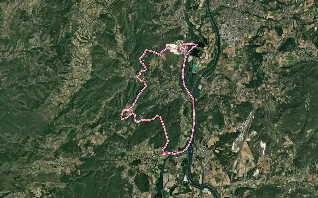 Vue satellite de Viviers avec ses contours administratifs