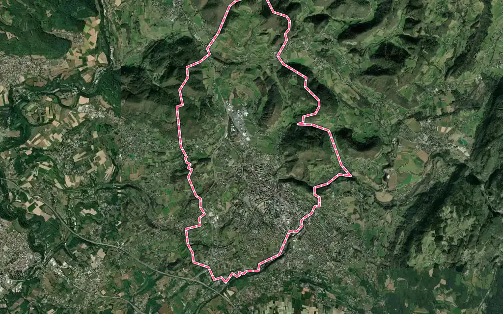 Vue satellite de Voiron avec ses contours administratifs