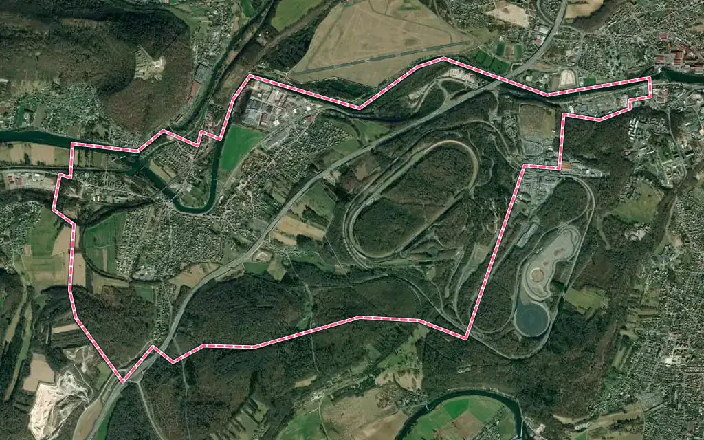 Vue satellite de Voujeaucourt avec ses contours administratifs