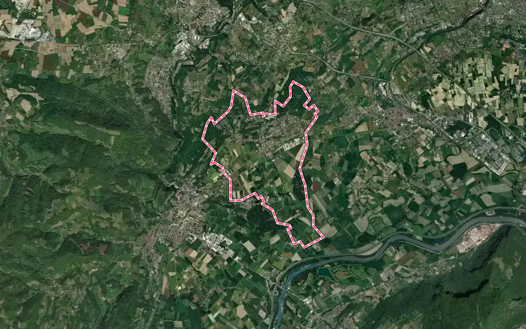 Vue satellite de Vourey avec ses contours administratifs
