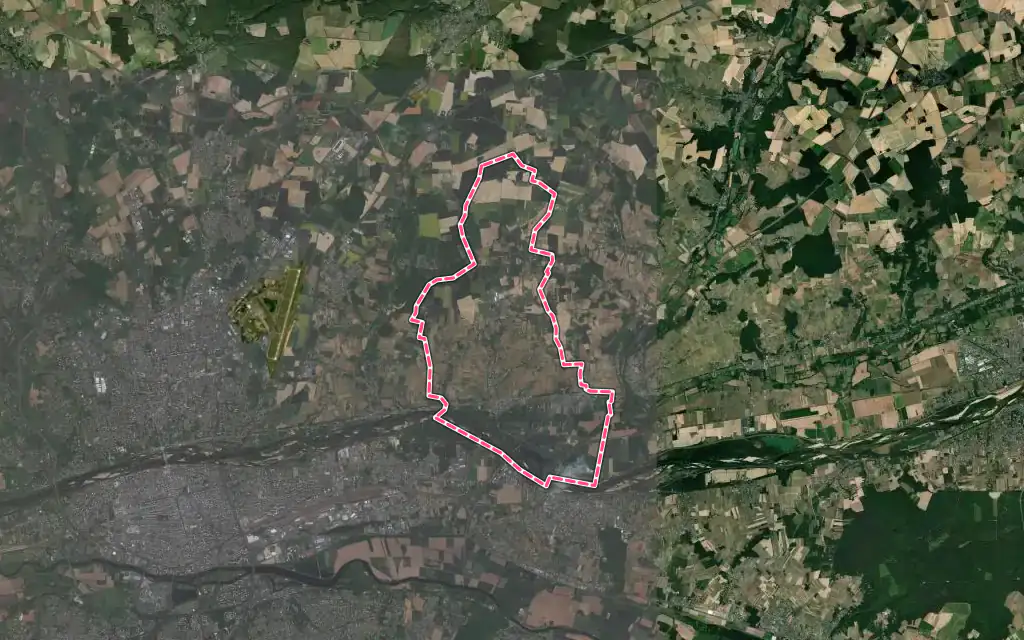Vue satellite de Vouvray avec ses contours administratifs