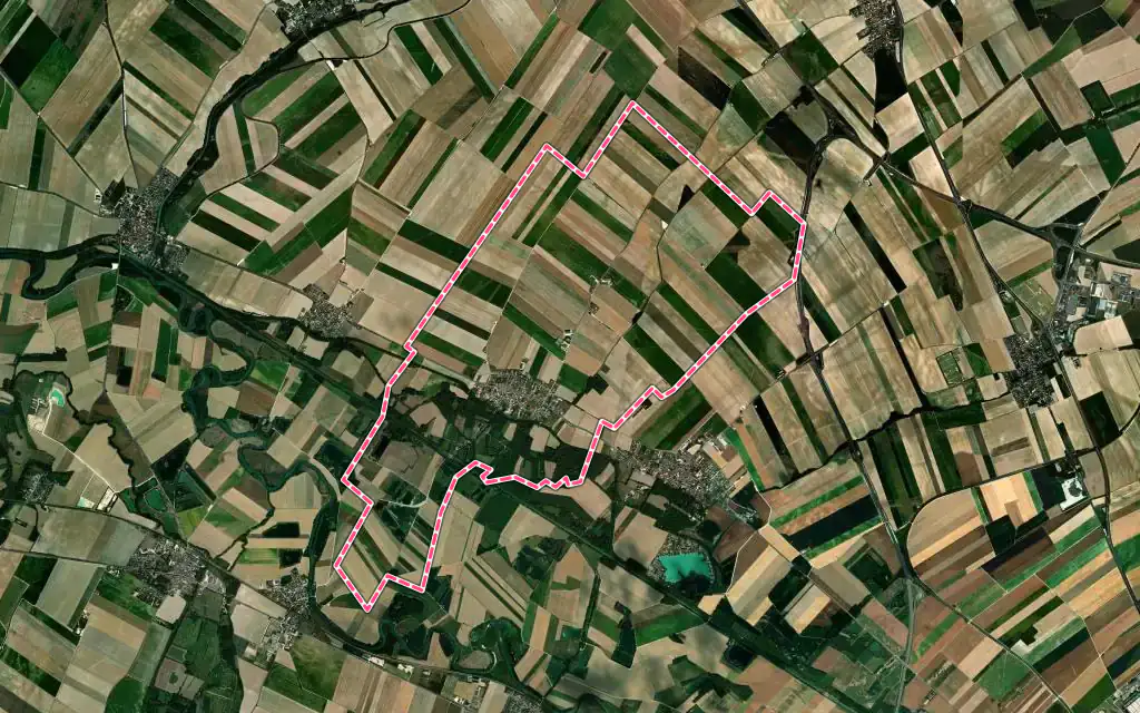 Vue satellite de Vraux avec ses contours administratifs
