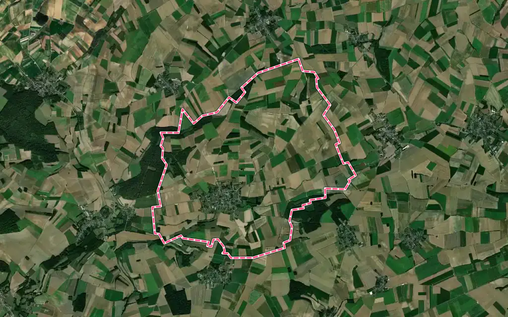 Vue satellite de Warloy-Baillon avec ses contours administratifs