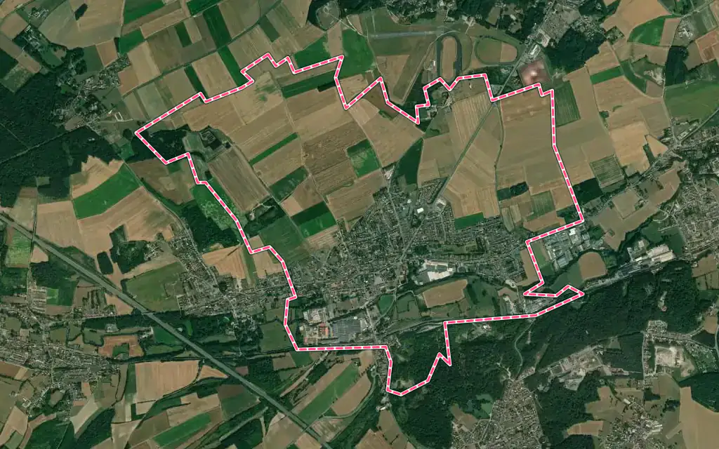 Vue satellite de Wizernes avec ses contours administratifs