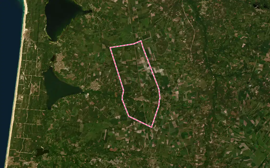 Vue satellite de Ychoux avec ses contours administratifs