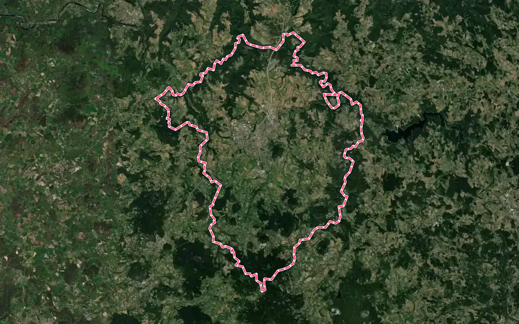 Vue satellite de Yssingeaux avec ses contours administratifs