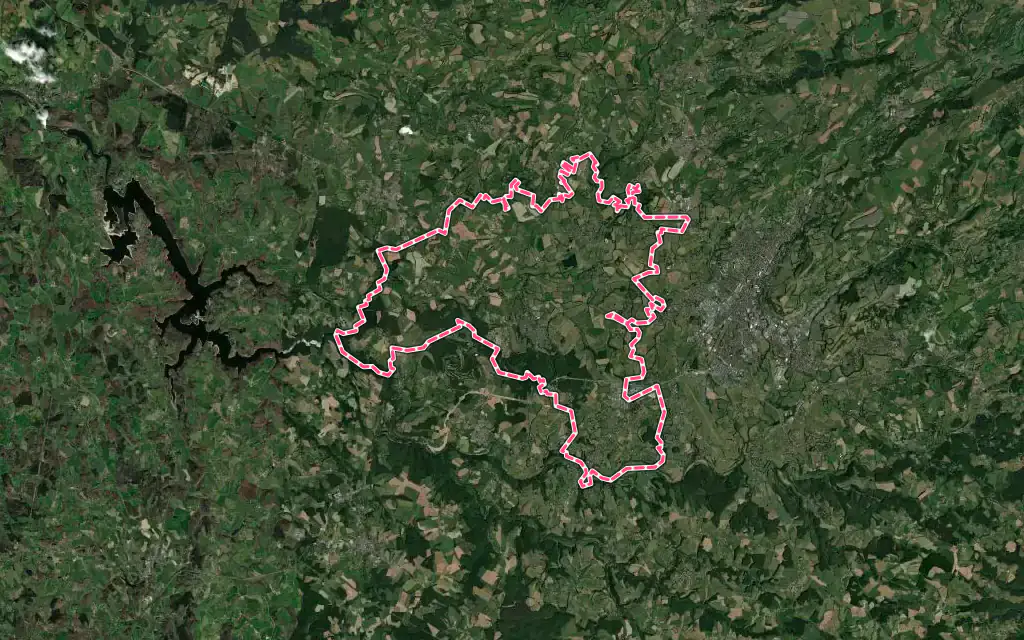 Vue satellite de Ytrac avec ses contours administratifs