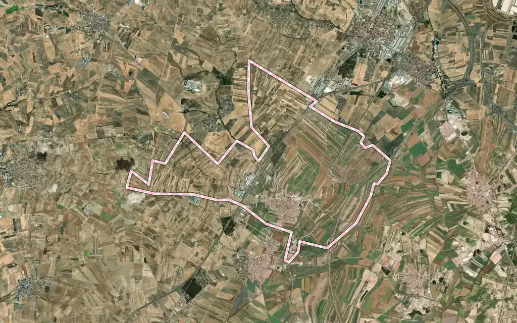 Vista satélite de Yuncler con su contorno administrativo