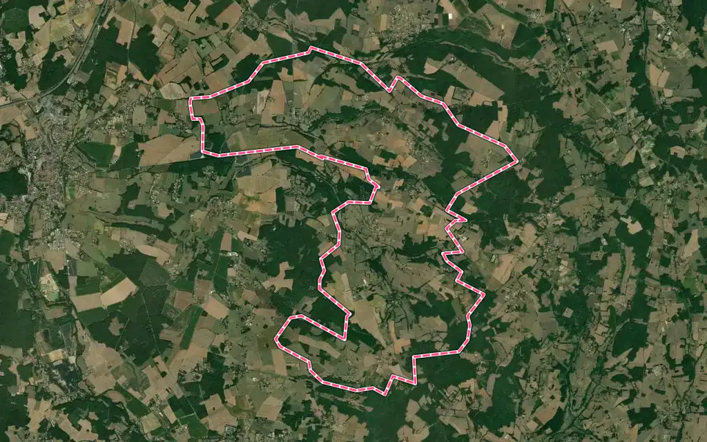 Vue satellite de Yvrac-et-Malleyrand avec ses contours administratifs