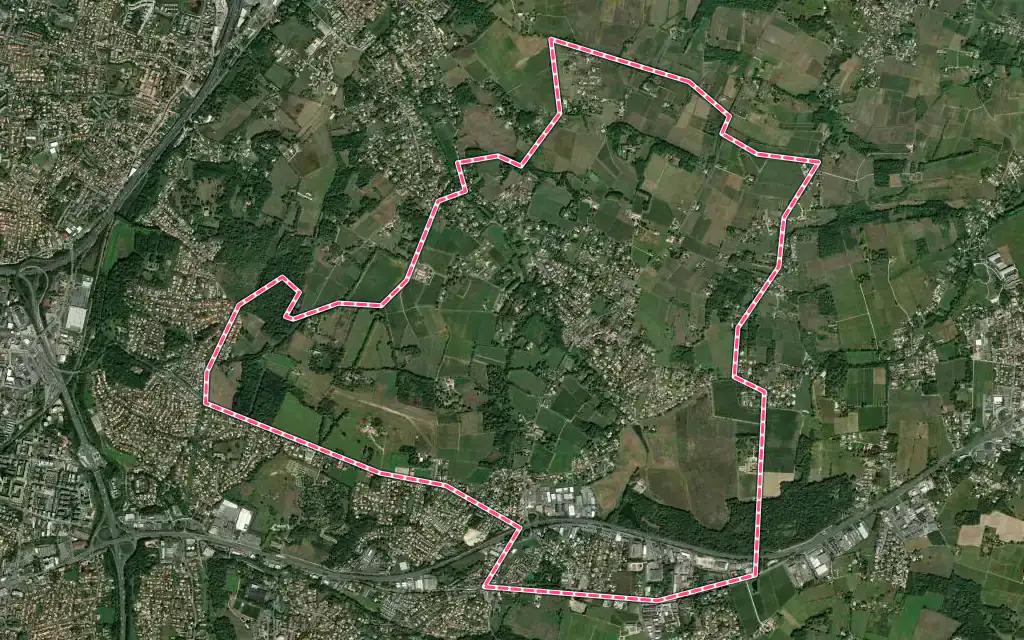 Vue satellite de Yvrac avec ses contours administratifs