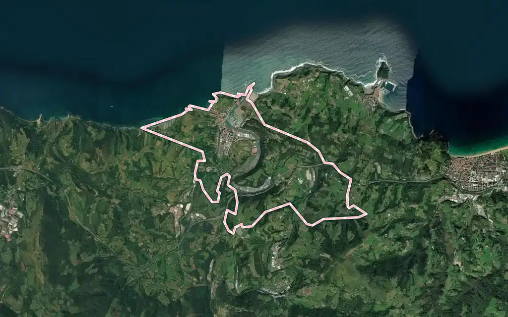 Vista satélite de Zumaia con su contorno administrativo